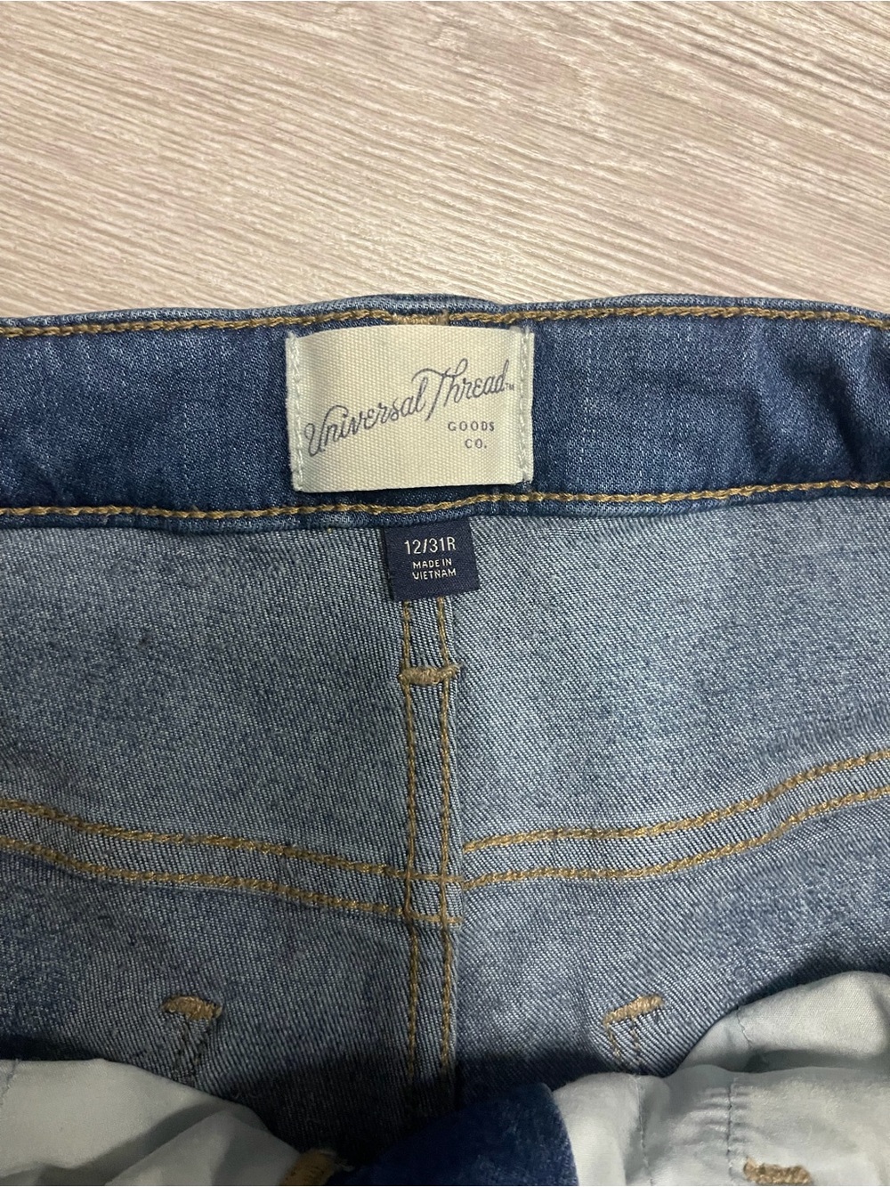 Universal Thread High Rise Skinny Jean - Picture 2 of 4